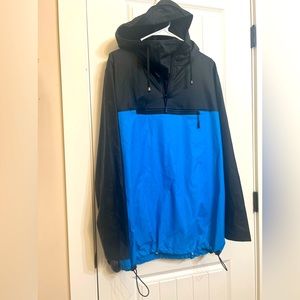 Men’s NWOT RAINS pullover quarter zip water proof jacket